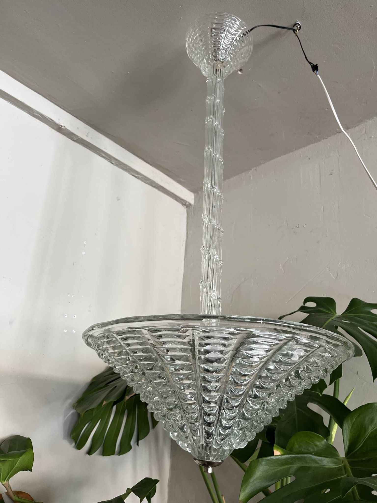 Belle suspension en verre Art Déco