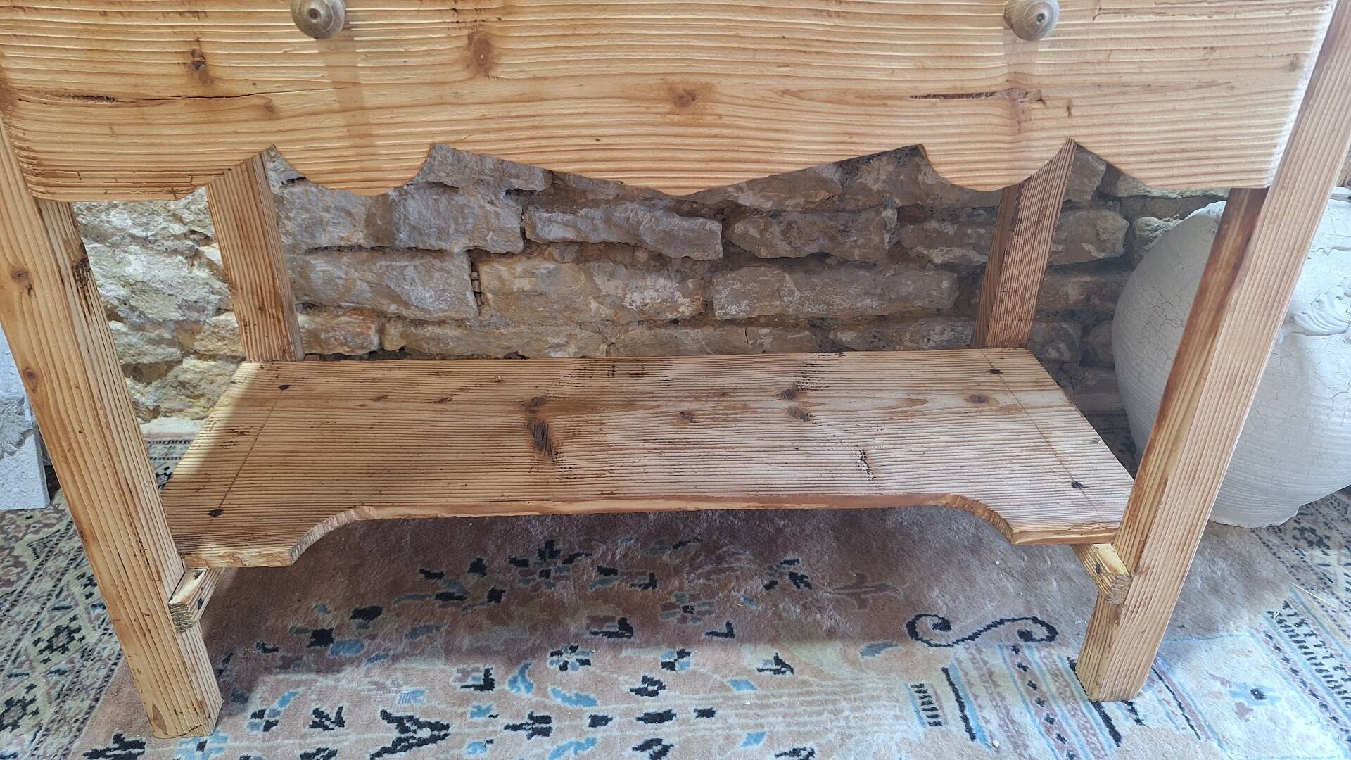 Table de toilette