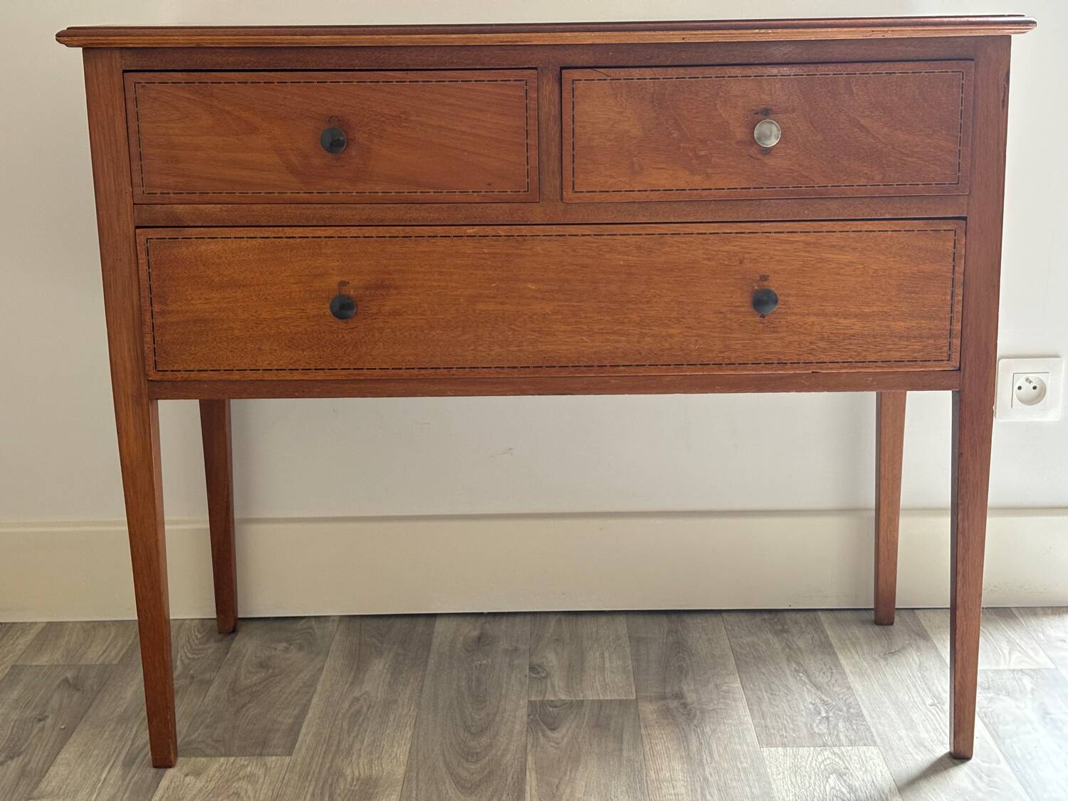 Louis XVI chest of drawers