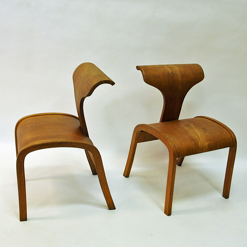 Scandinavian pair of design childrens wood chairs 1950s