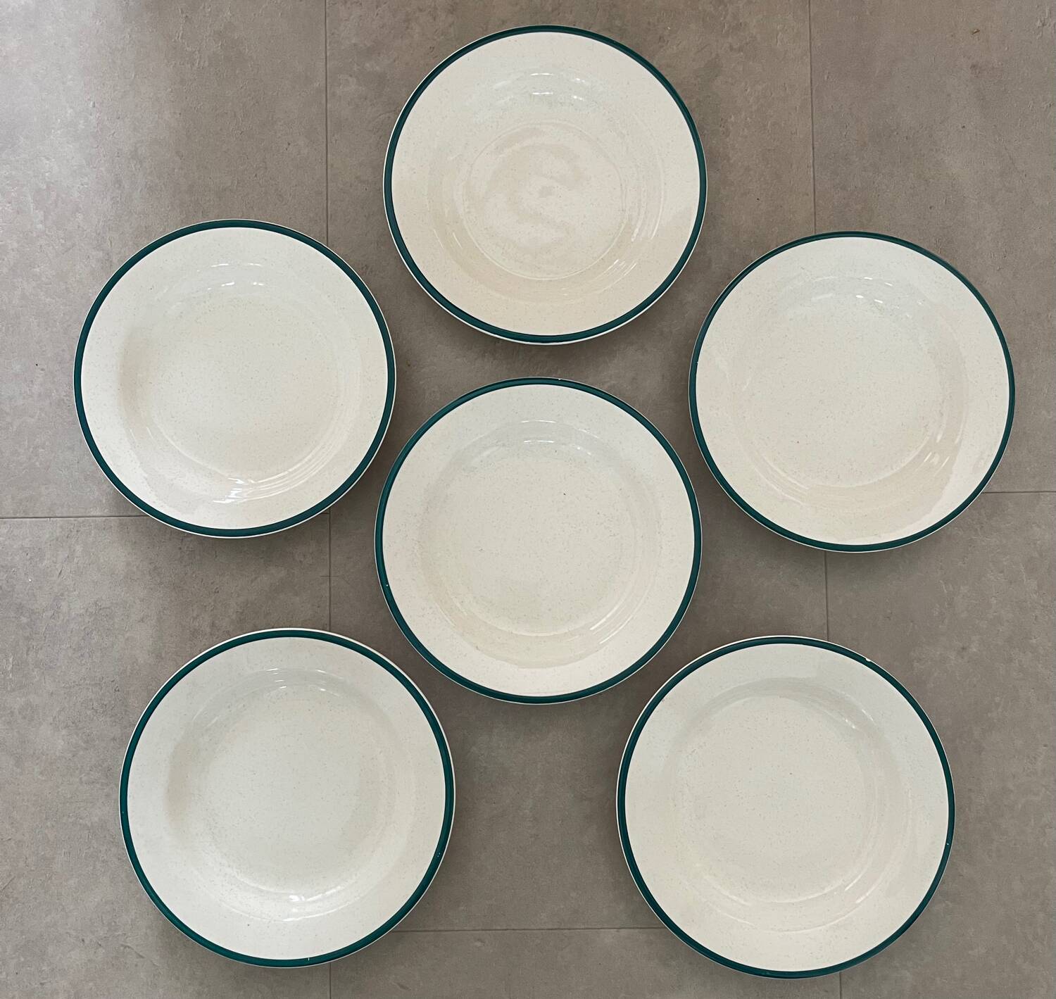 6 earthenware soup plates