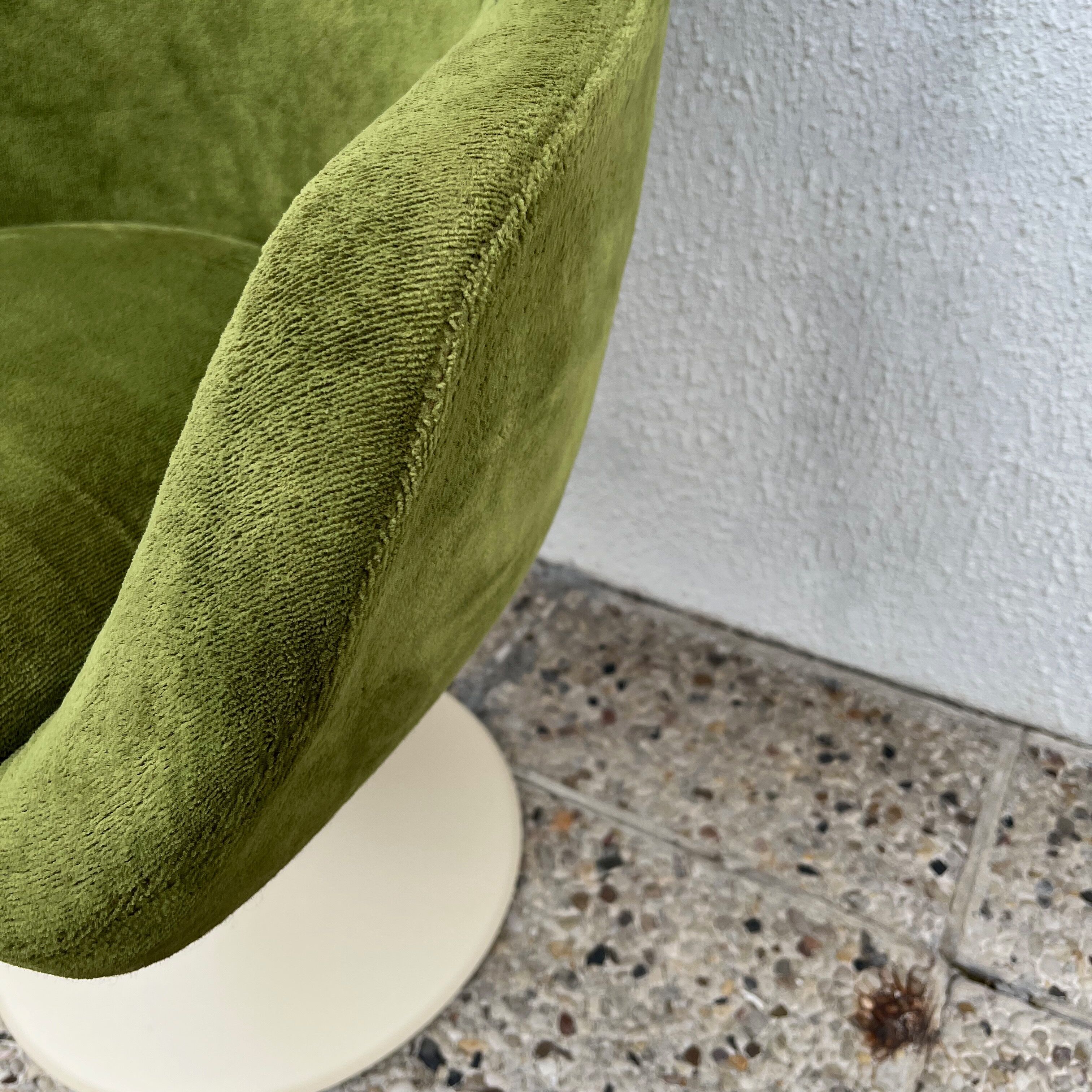 Lot de 2 fauteuils pivotant en velours vert