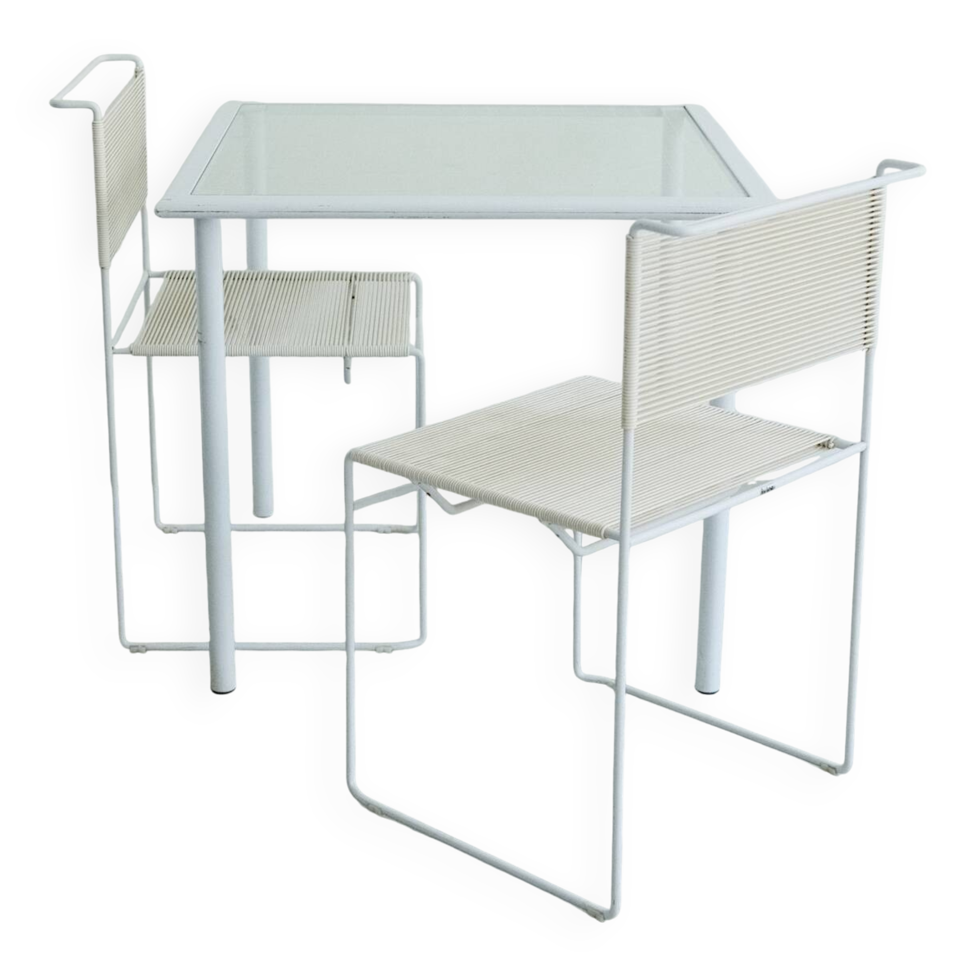 Bellotti table and chairs for Fly line