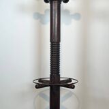 Portemanteau brutaliste en chêne sculpté de Charles Dudouyt