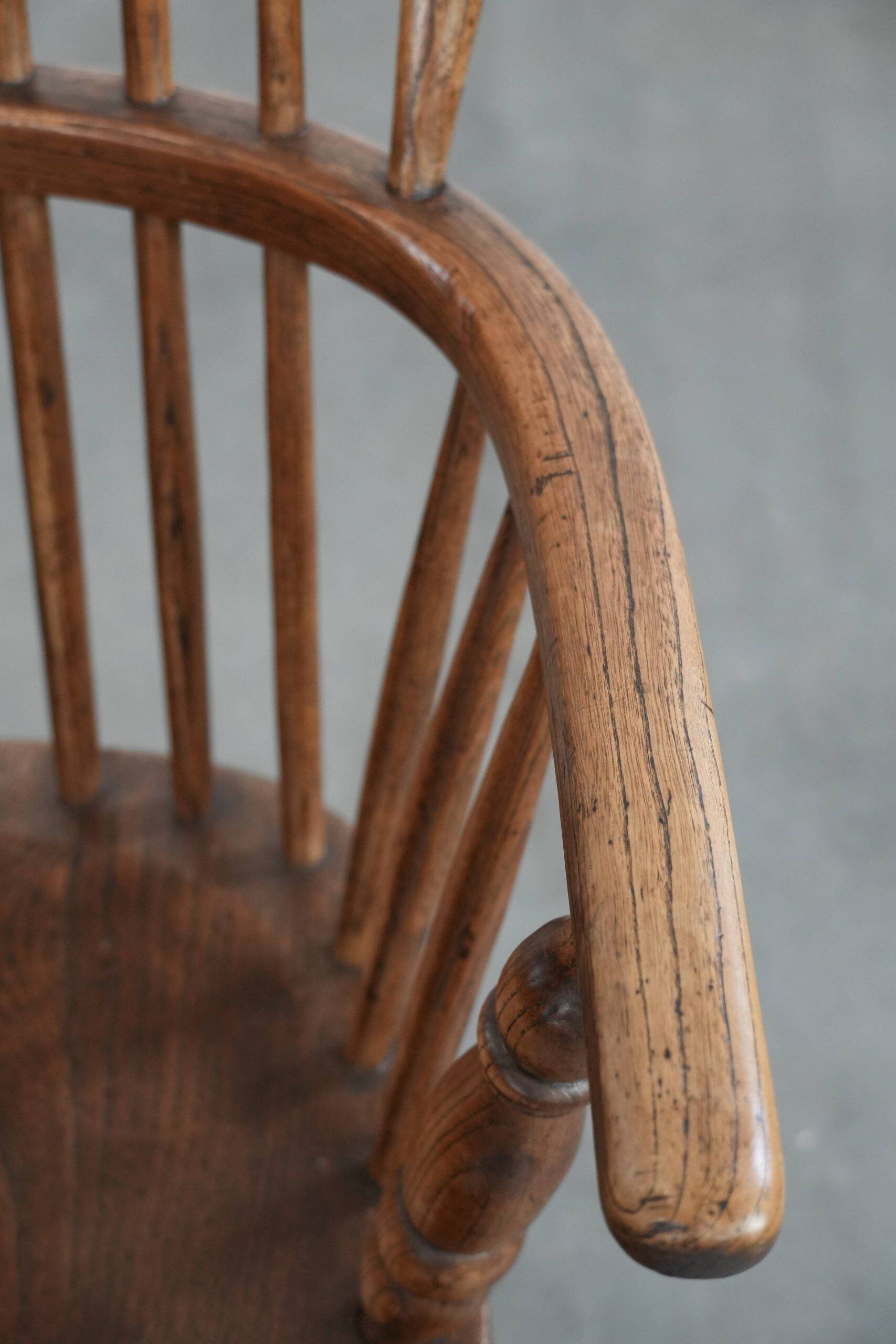Antique English lowback Windsor chair with beautiful patina