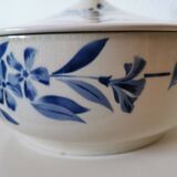 Creil and Montereau ceramic soup tureen with blue flower pattern