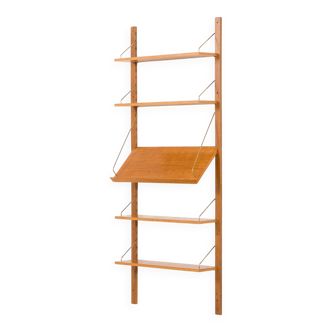 Scandinavian vintage shelving unit in oak, 1960s