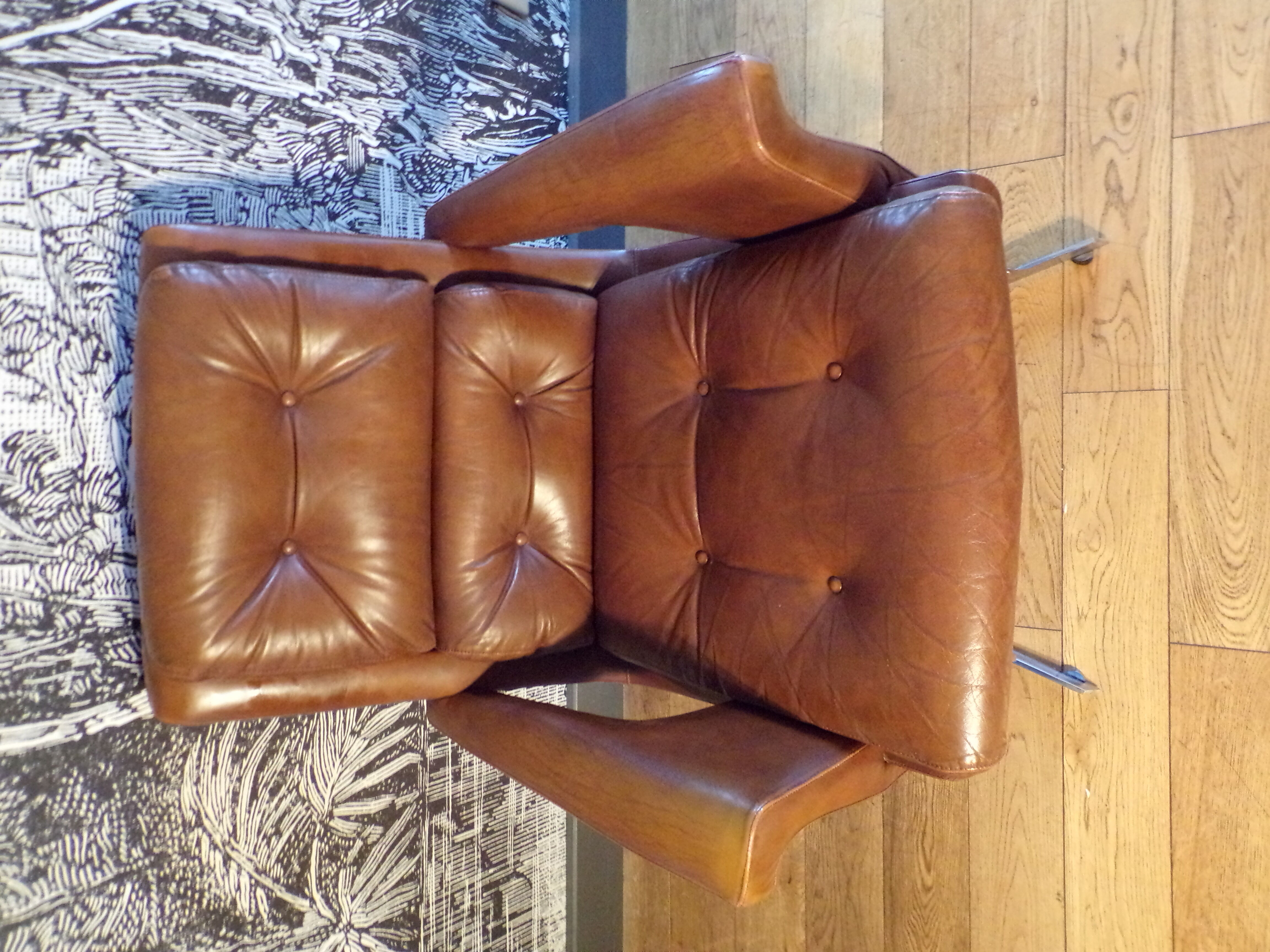 Chair to Raphael Raffel for Apelbaum