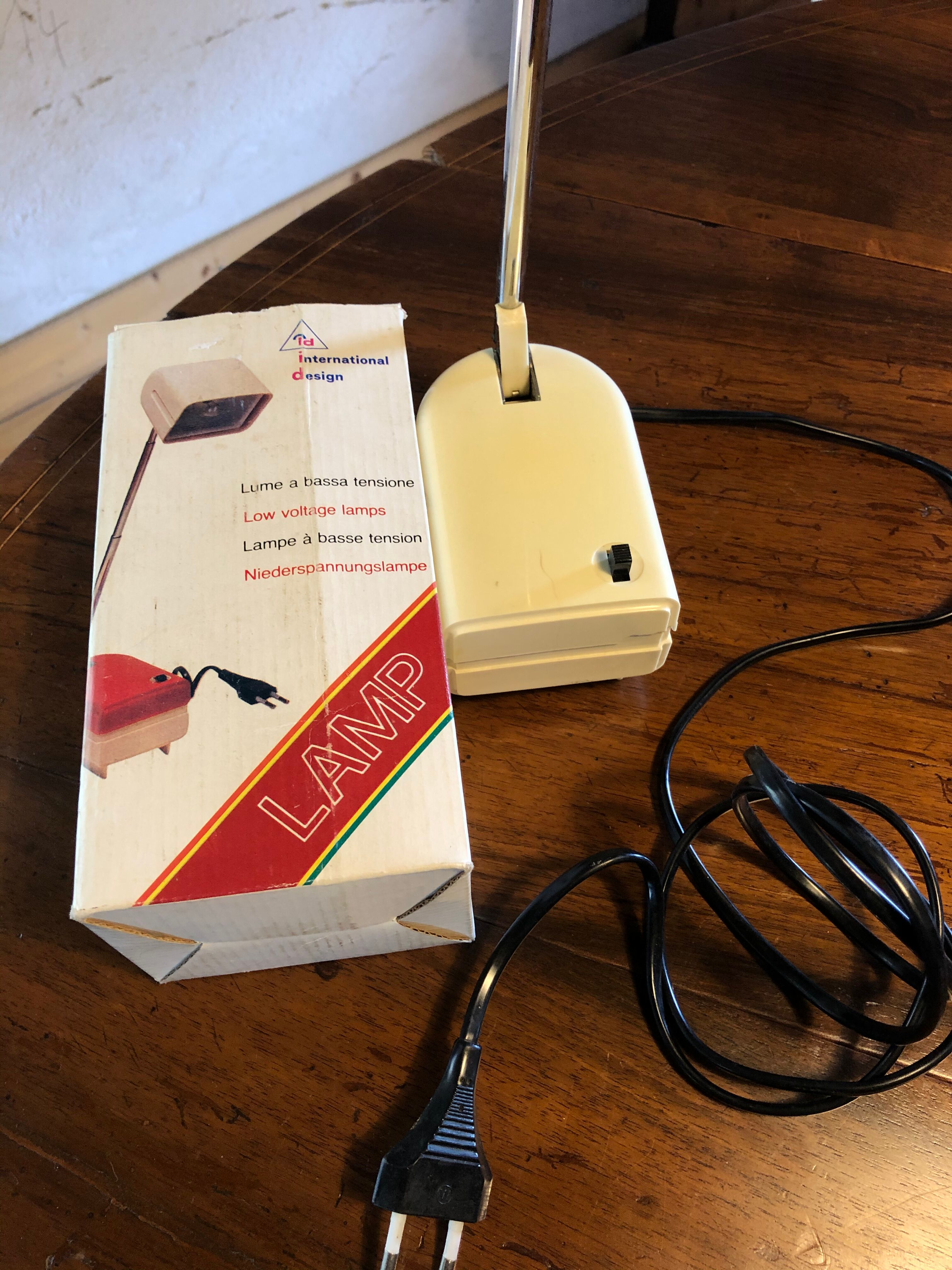 Vintage telescopic lamp