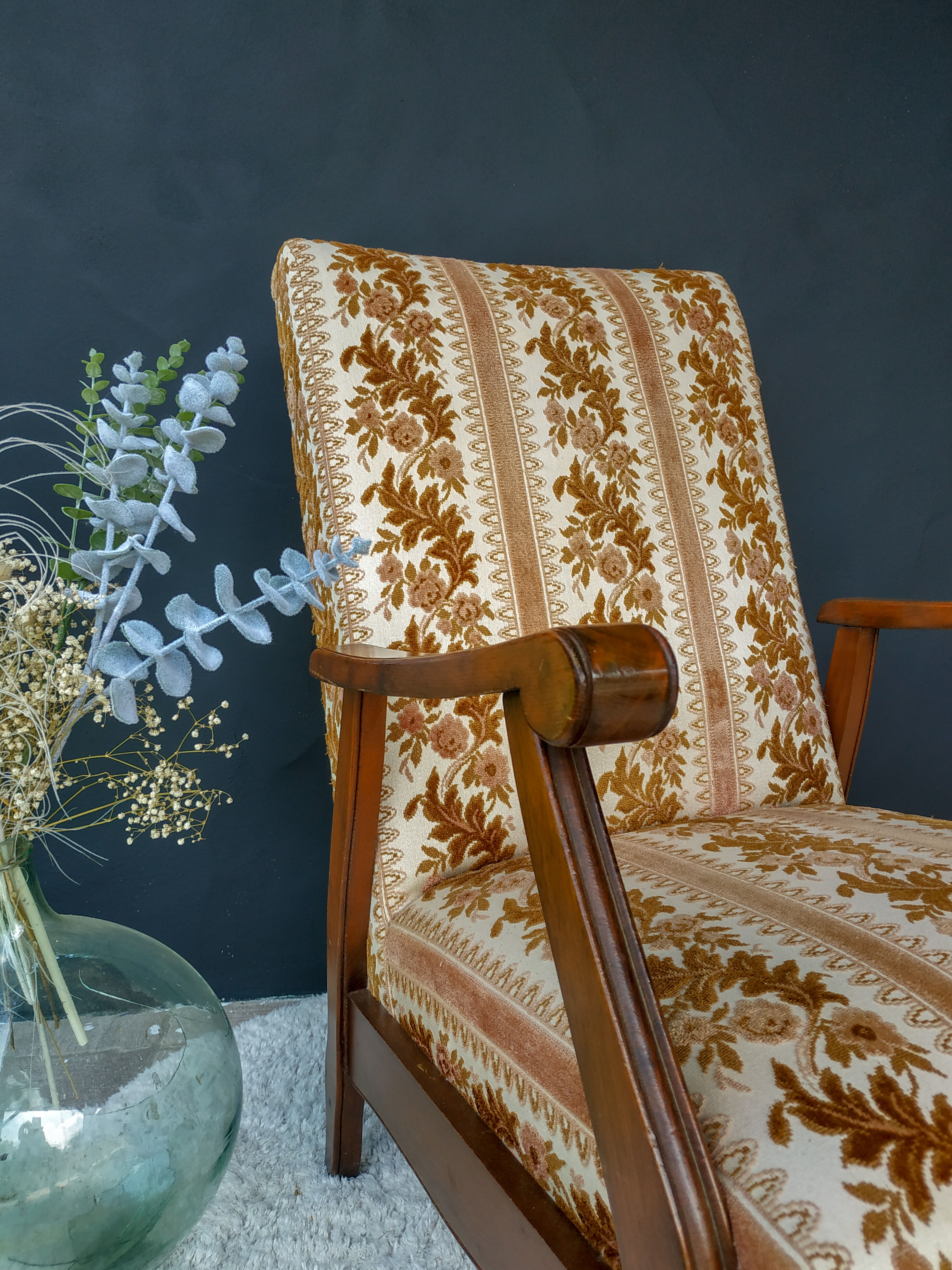 Floral-patterned velvet armchair