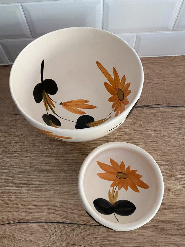 Salad bowl and standing bowl Poteries du Marais