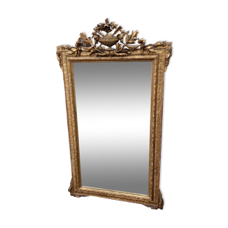 Miroir de cheminée en bois et plâtre de style Louis XVI doré à la feuille