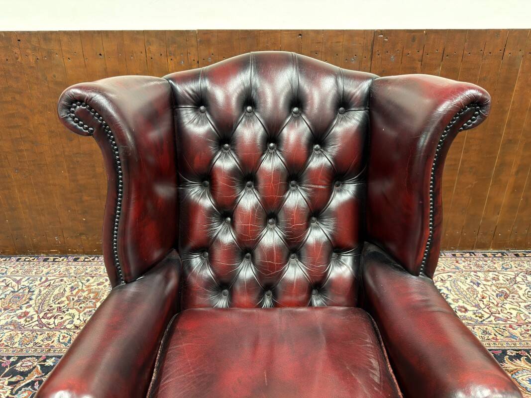 Fauteuil Chesterfield anglais classique