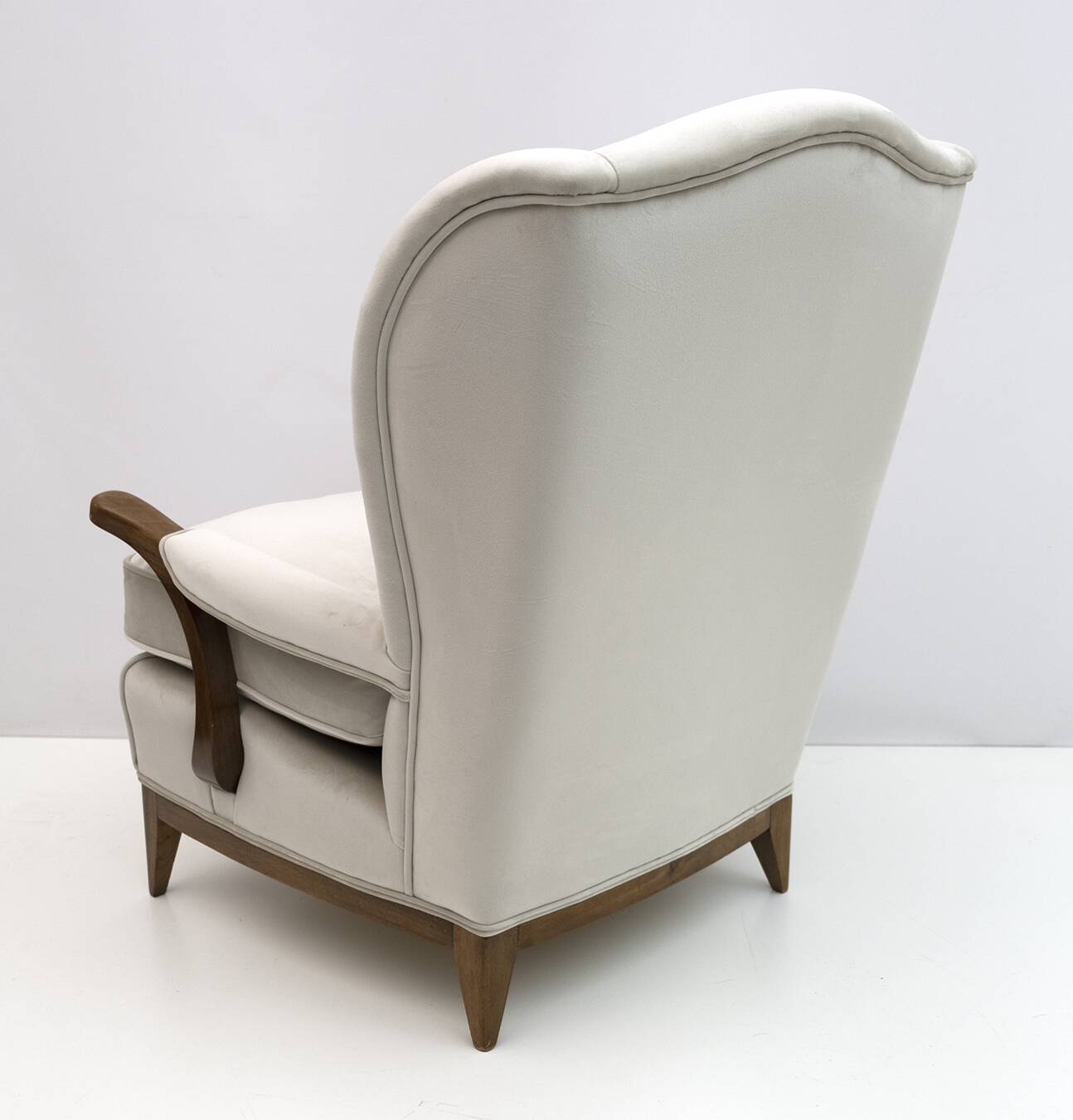 Attributed of Paolo Buffa Mid-Century Modern Italian Velvet Armchairs, 1950