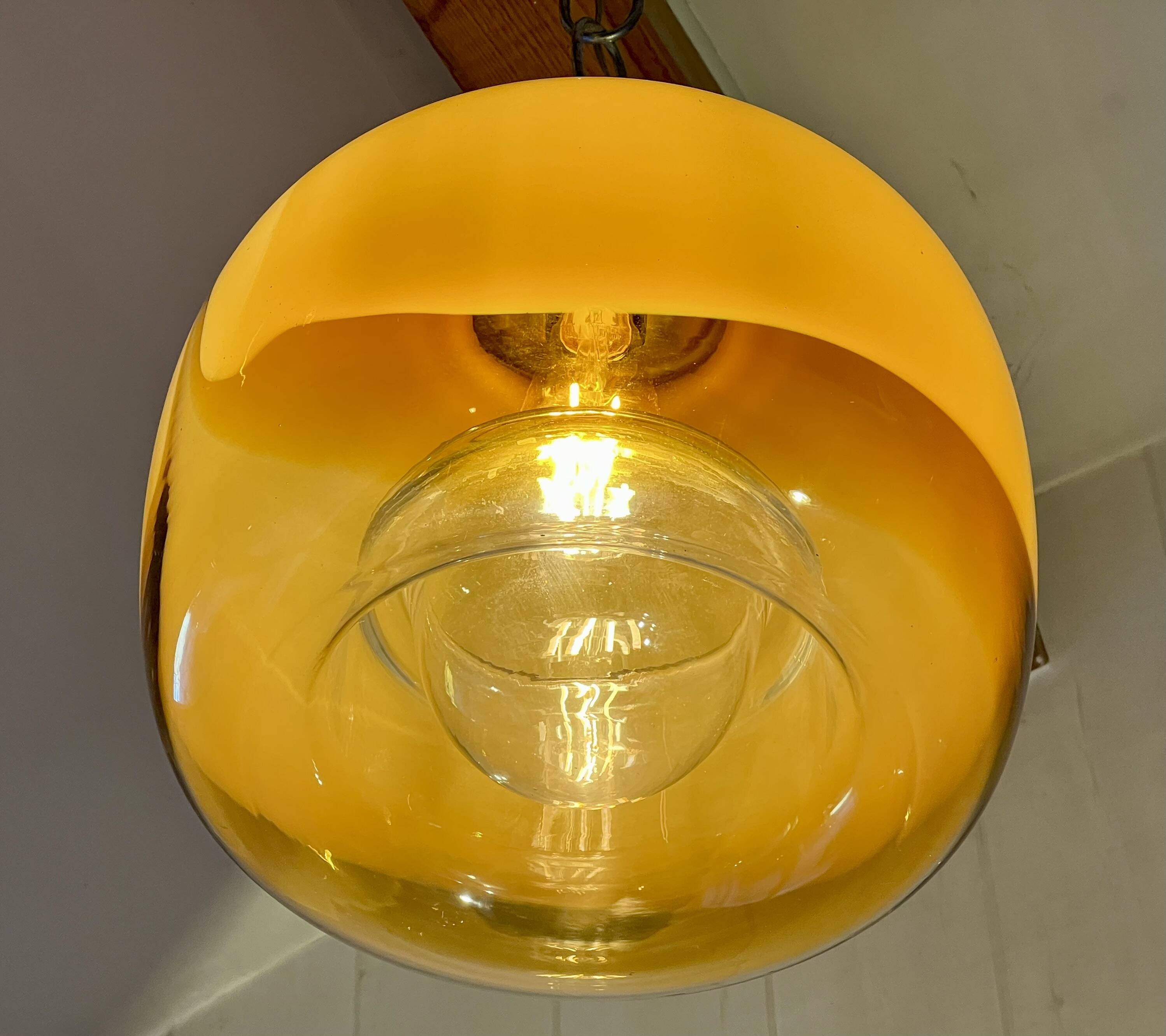 Large Murano Mazzega pendant light from the 70s