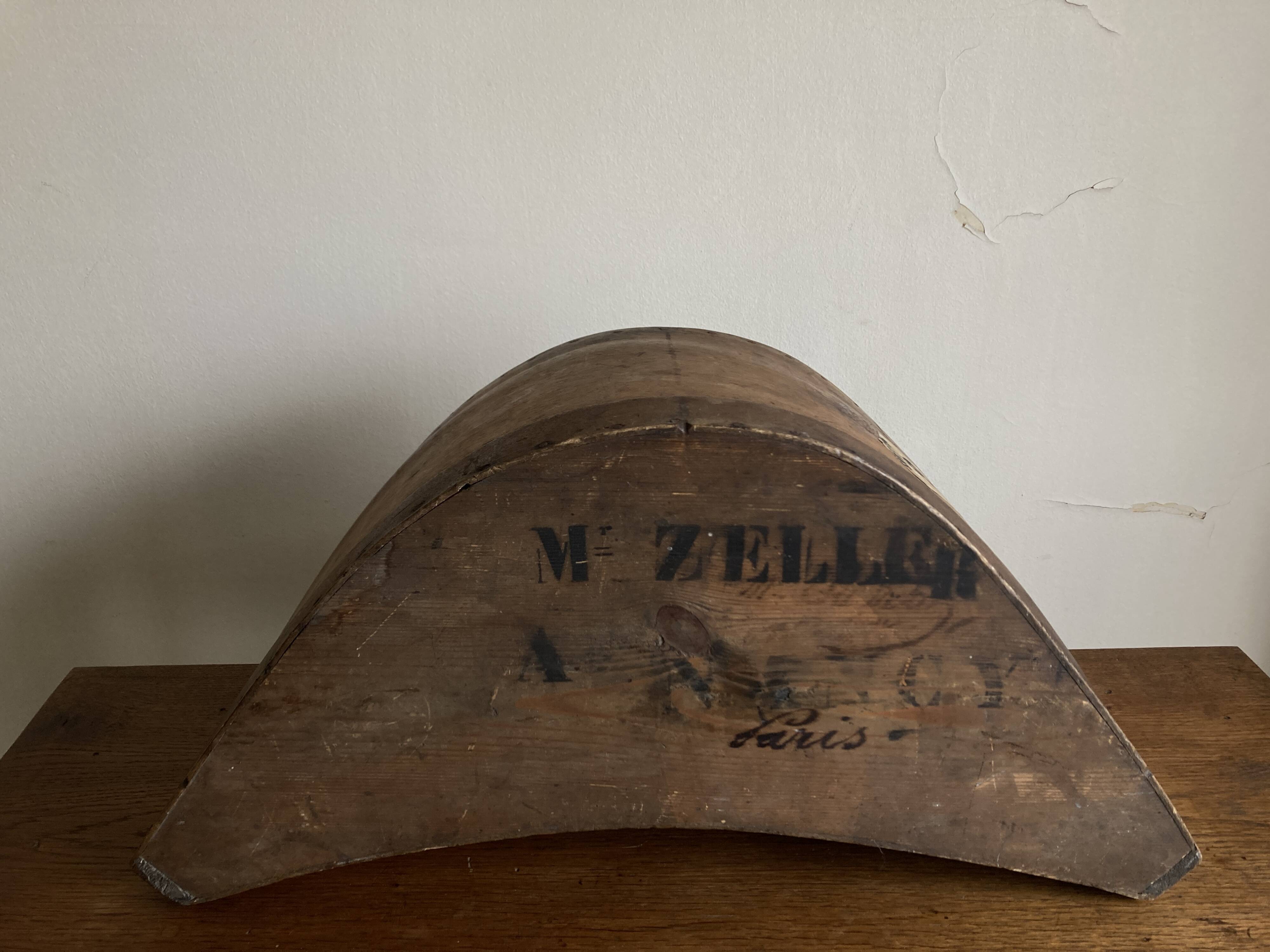 Boite neo classique en bois courbé 19e 1860