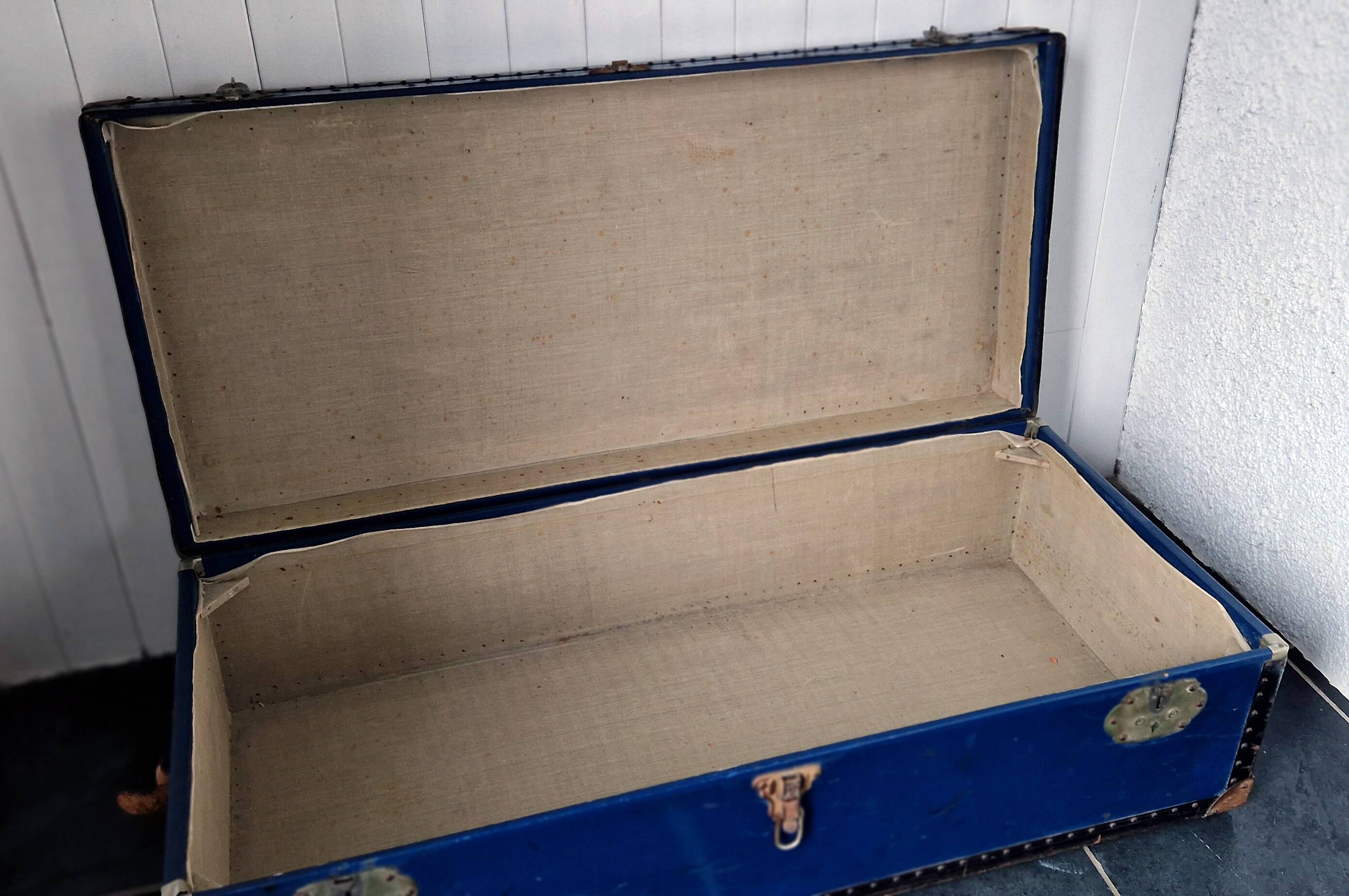 Old trunk / travel trunk United States 1930-40