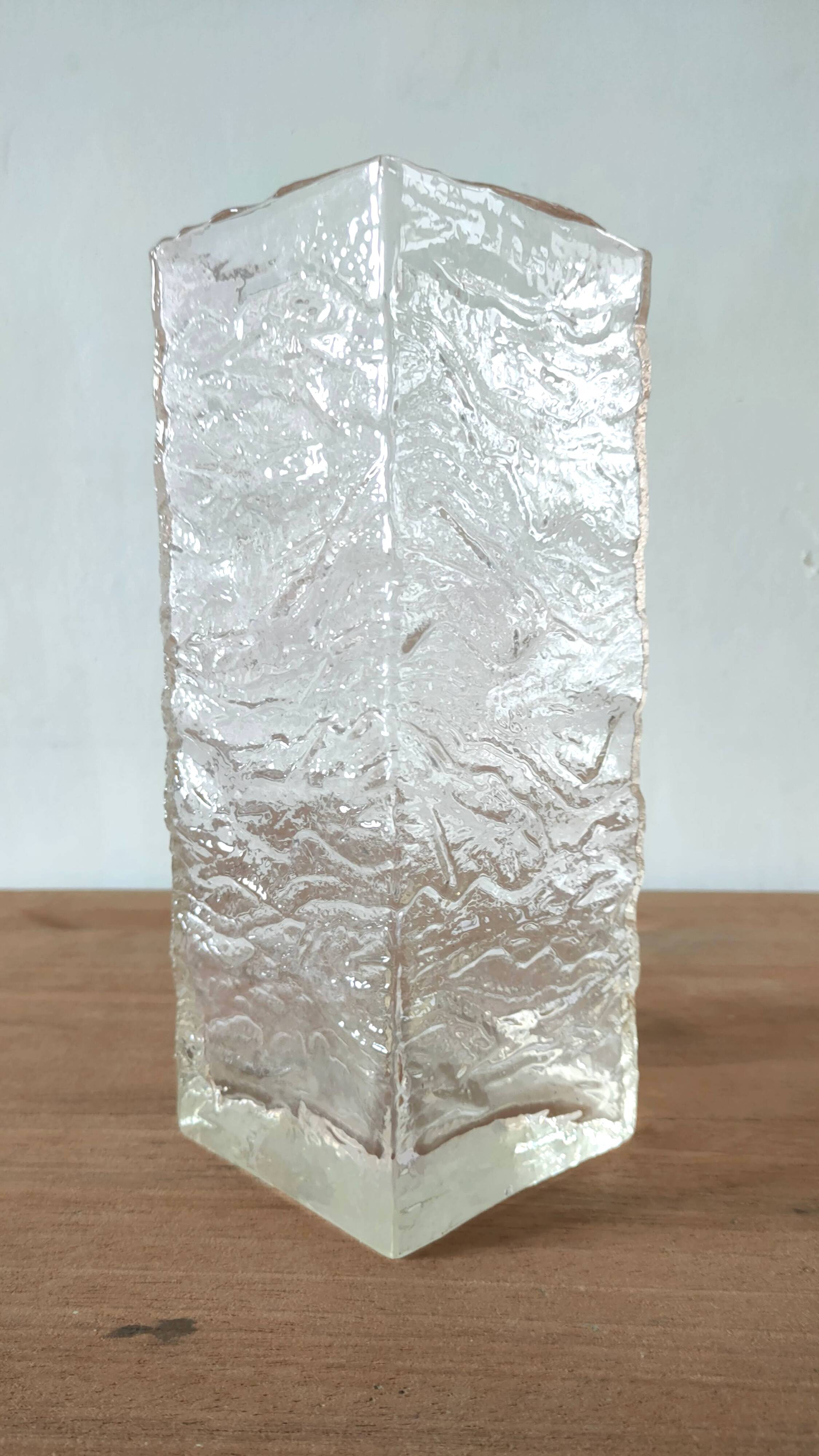 Bubble glass vase design from the 70s