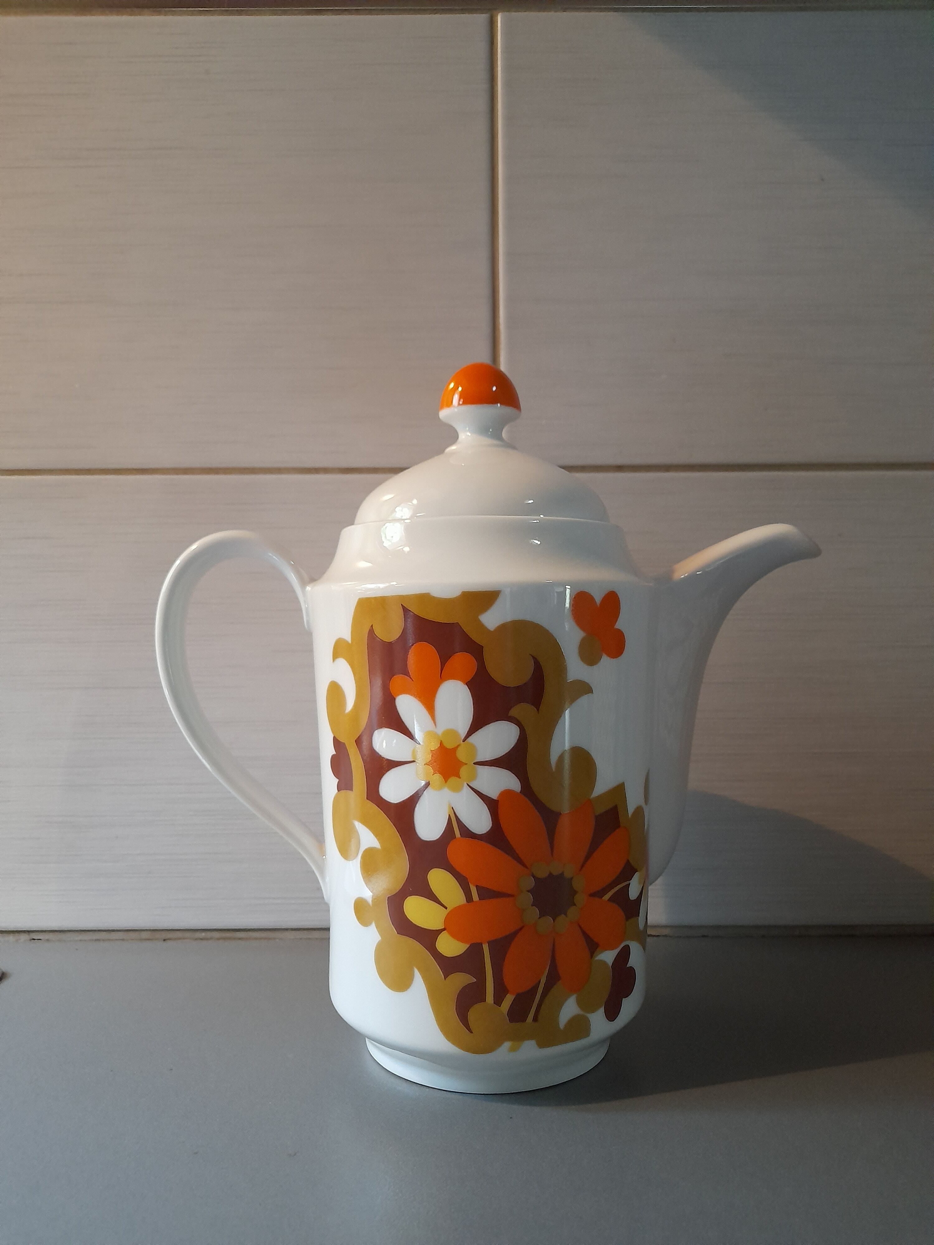 Théière fleurs psychédélique 1970