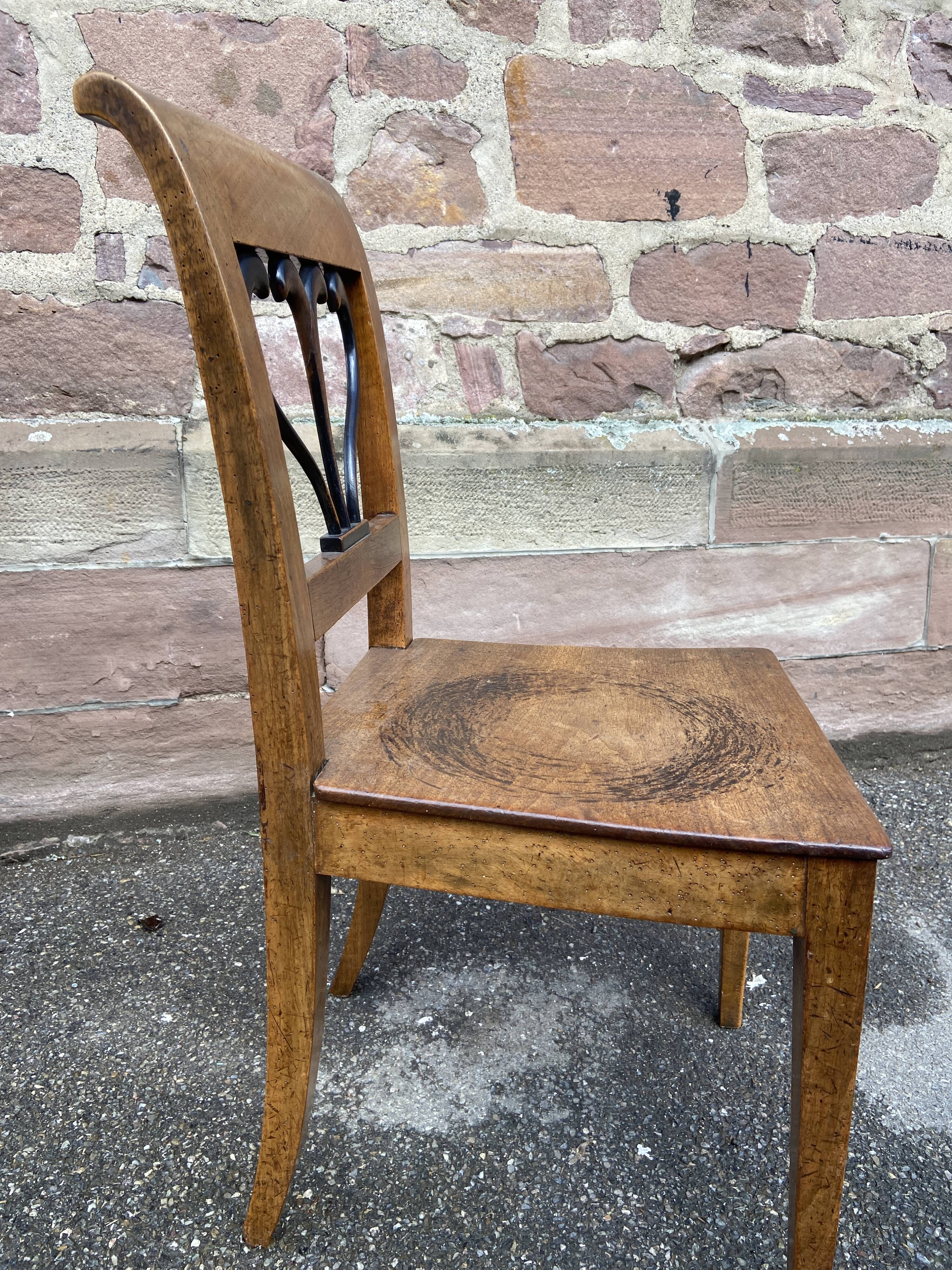 Vintage Alsatian peasant chair from the Directory period