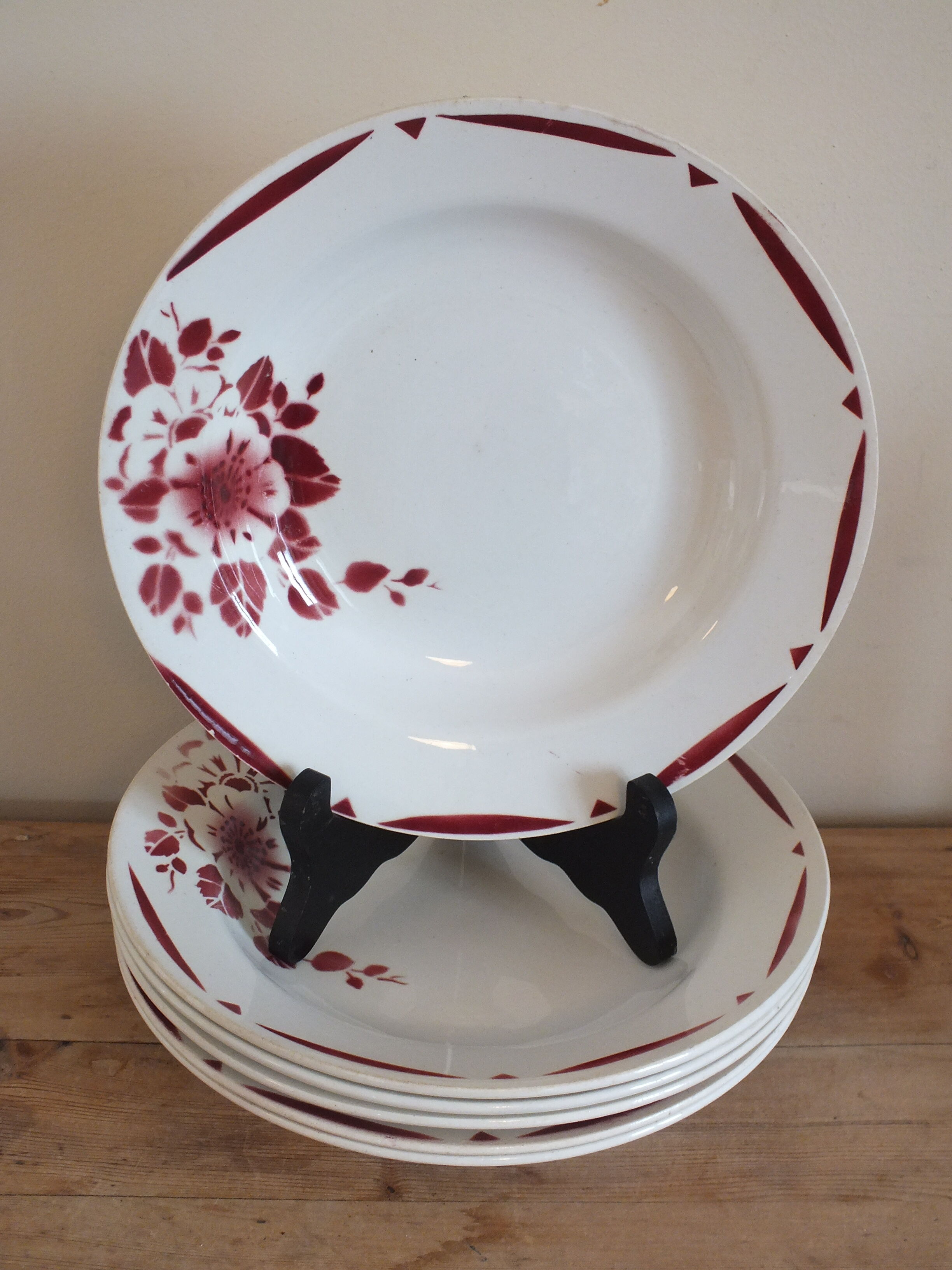 6 Hollow plates of the 40s decoration Flowers - Saint Amand Terre de Fer