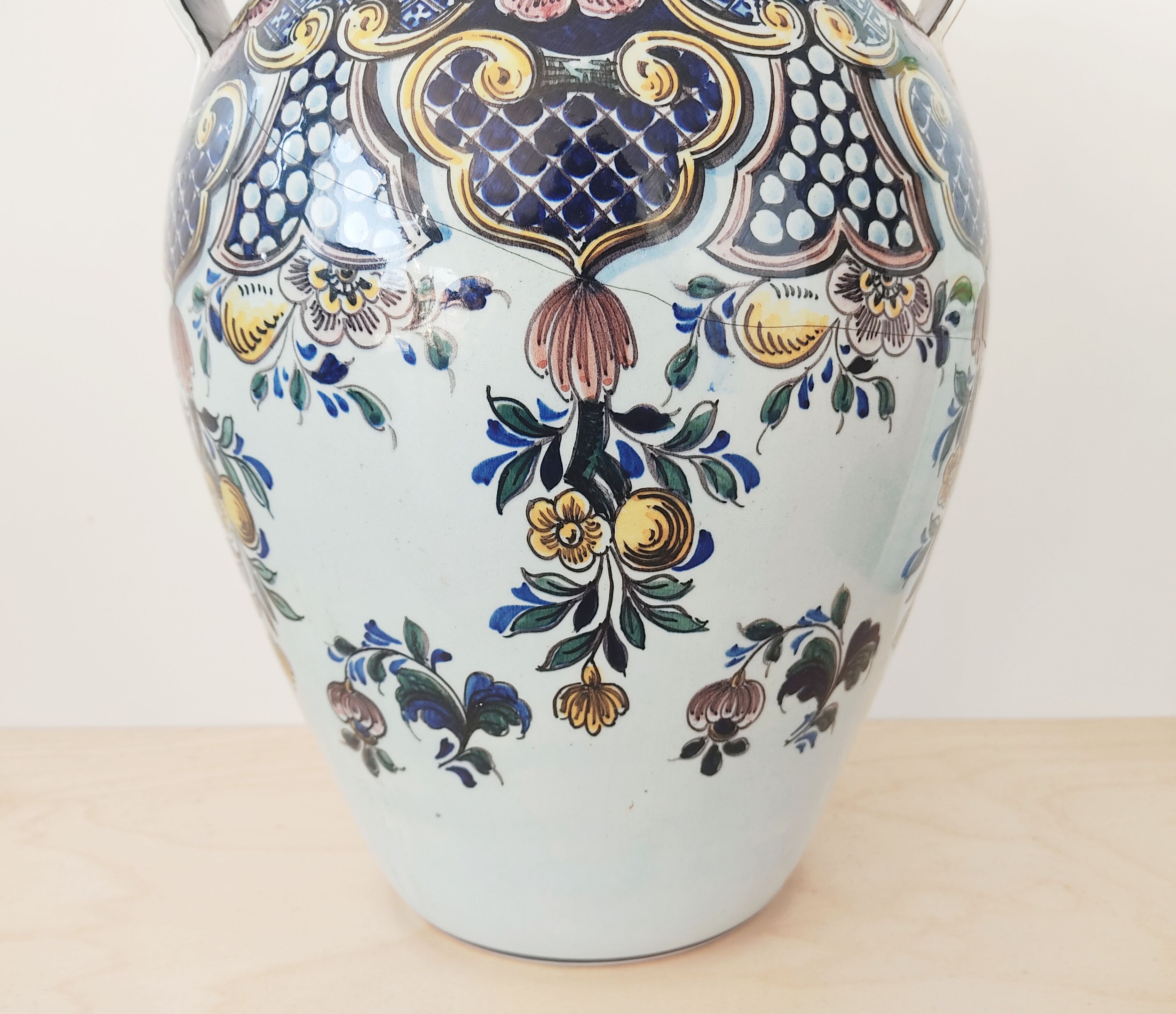 35 cm Portuguese ceramic vase Outeiro Agueda