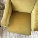 Paire de chauffeuses fauteuils vintage velours jaune