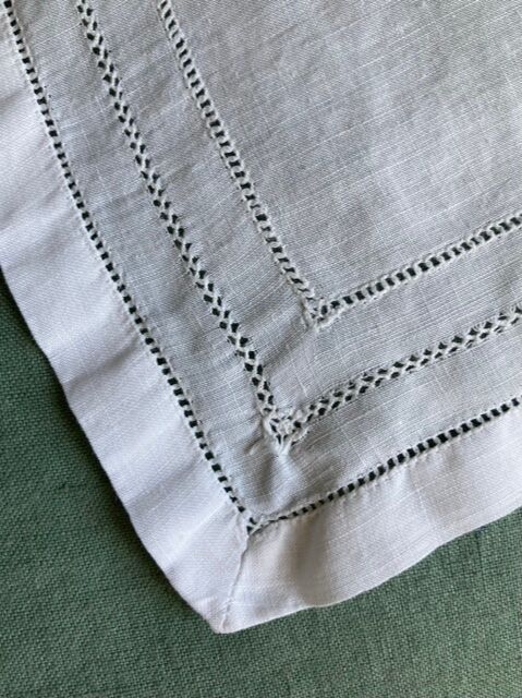 Lot de serviettes brodées