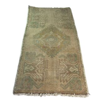 Tapis pastel turc vintage 96 x 52 cm