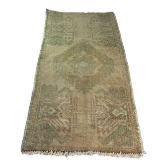 Vintage turkish pastel rug , 96 x 52 cm