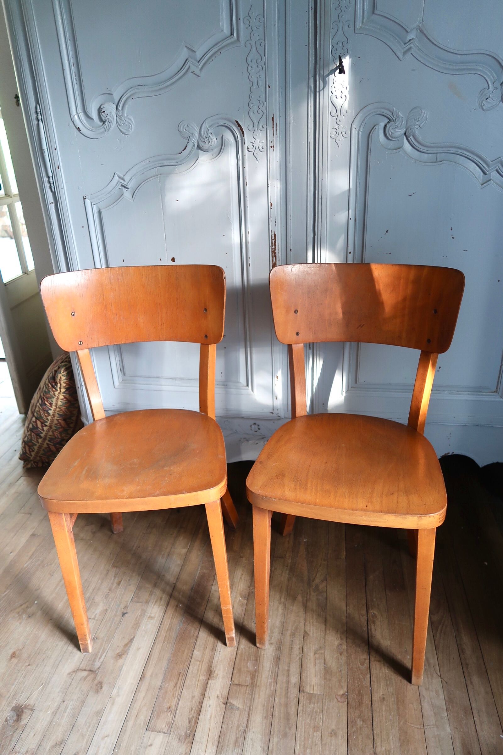 Lot de 2 chaises bistrot Thonet