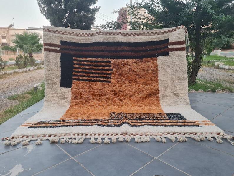Moroccan wool rug 300cm x 200cm