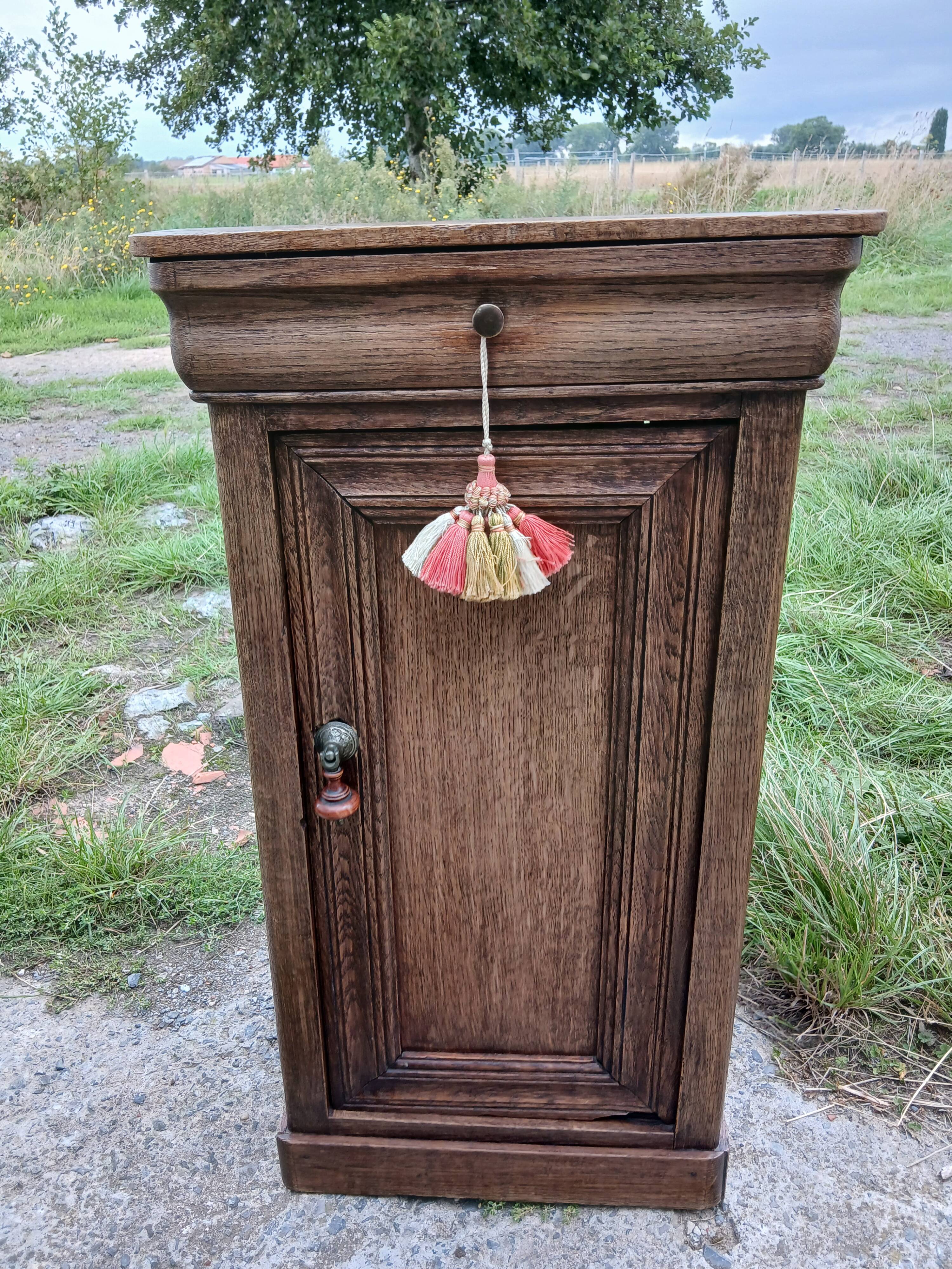 Chevet/ meuble d'appoint