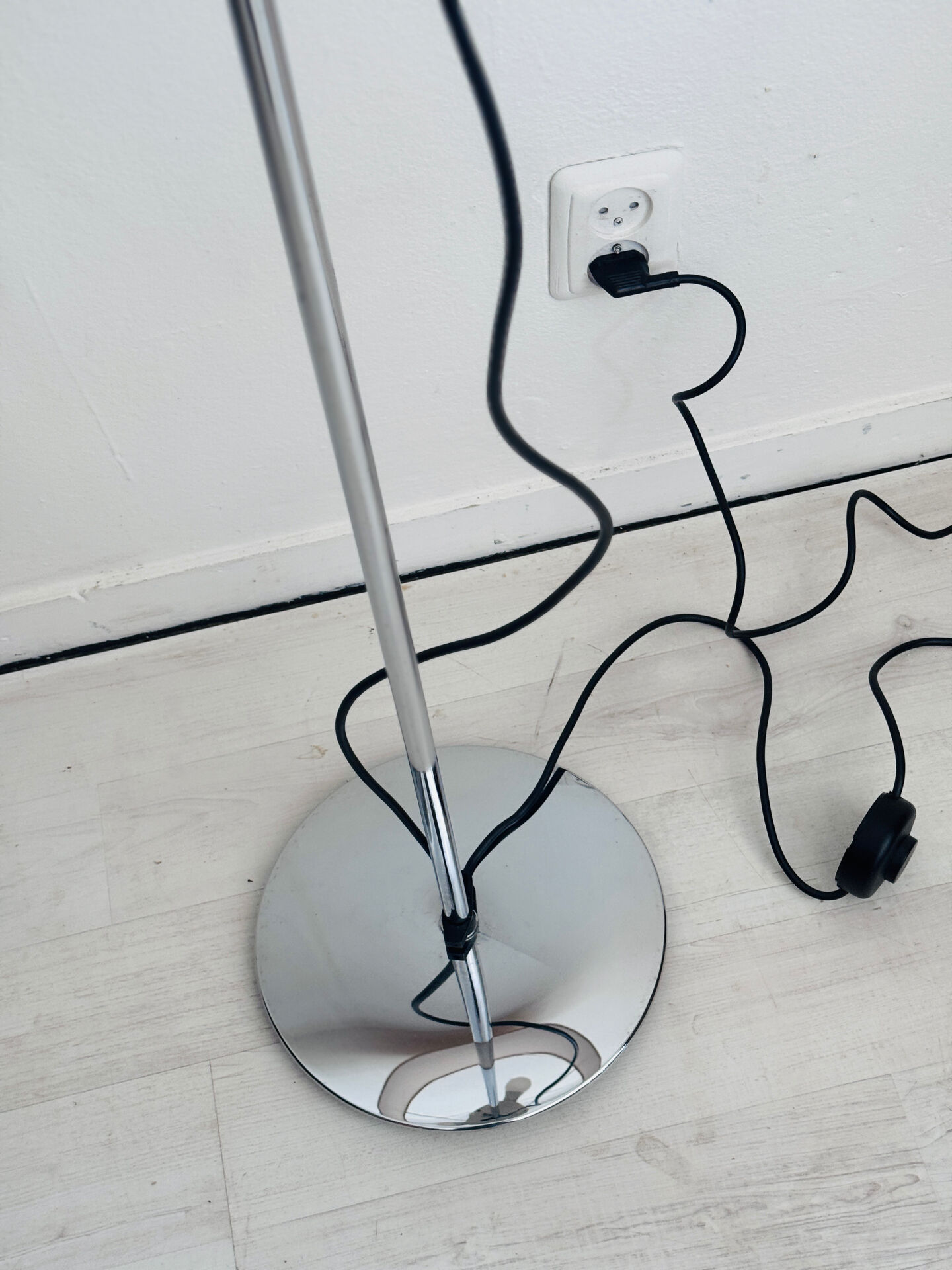 Vintage minimalist floor lamp Staff Leuchten 1960