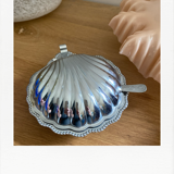 Butter shell vintage white