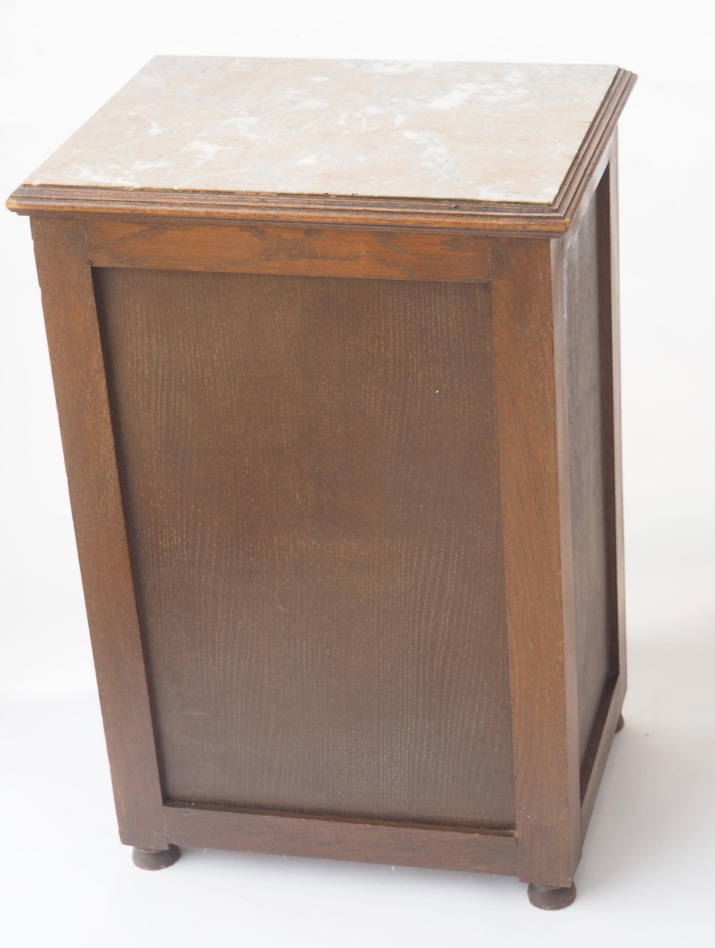 Bedside 1920 gray marble