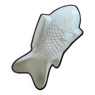 Fish mold