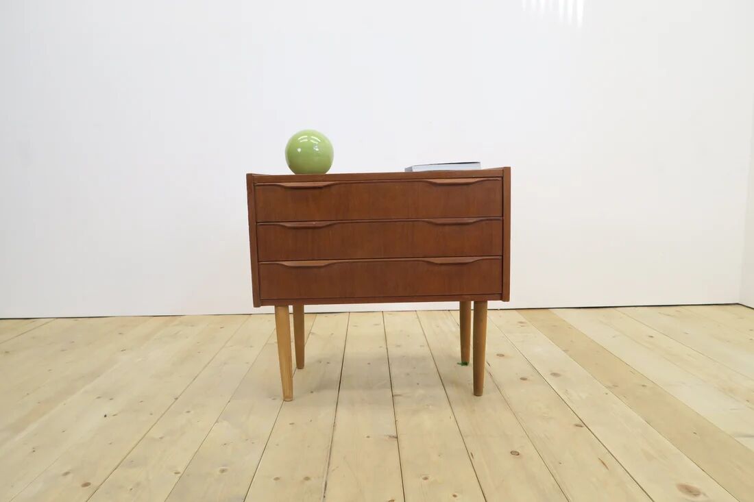 Table de chevet en teck avec trois tiroirs, années 1960