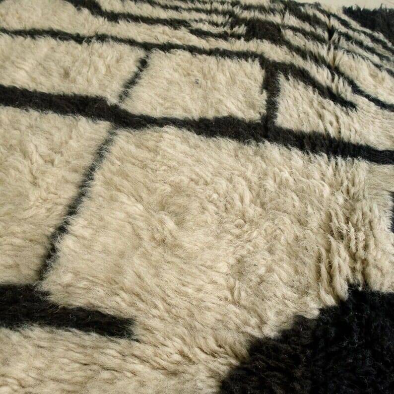 Beni Ourain black and white Berber rug size 1.5/2.5 m
