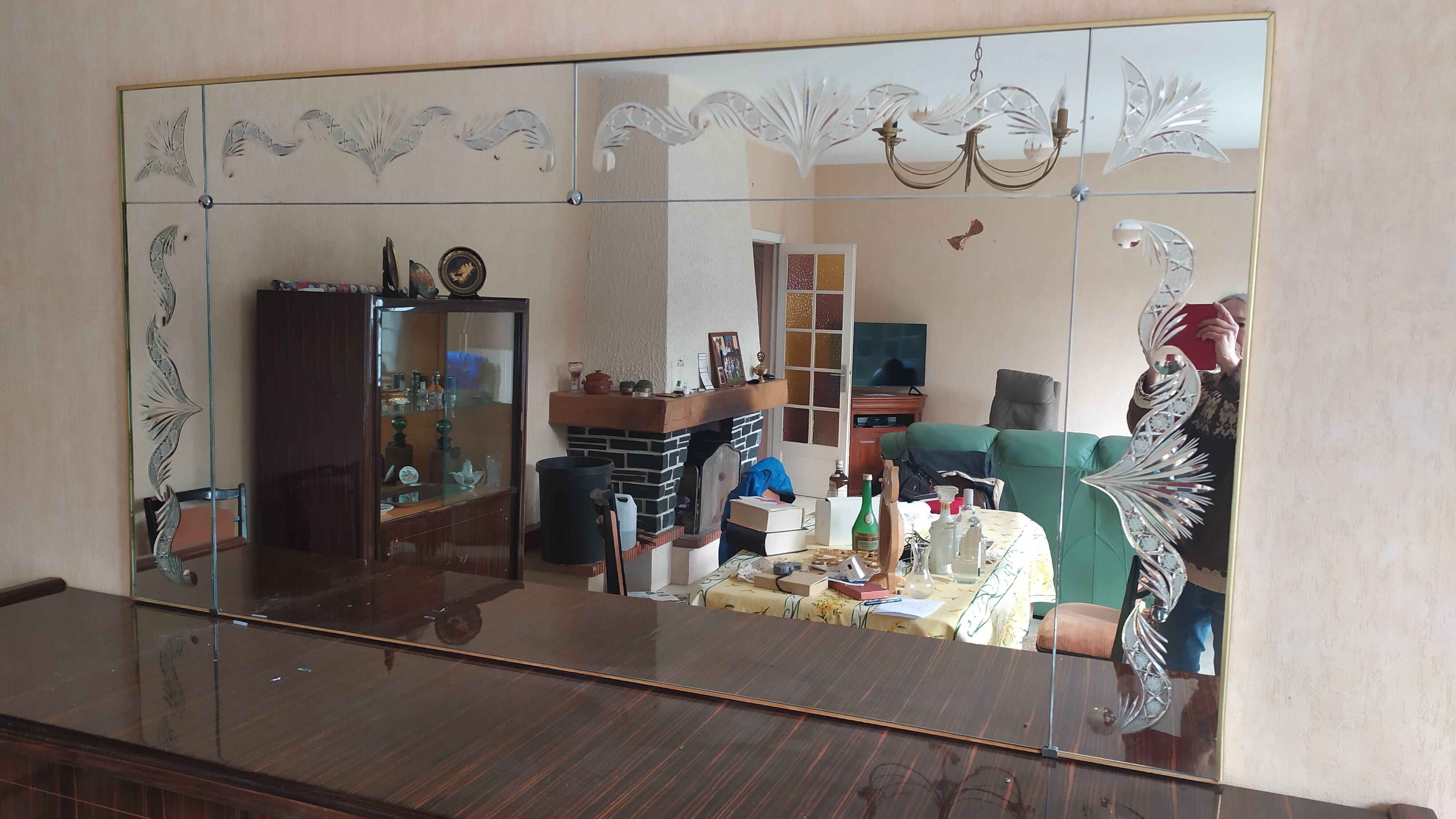 Panoramic mirror with etched parcloses in Art Deco style.