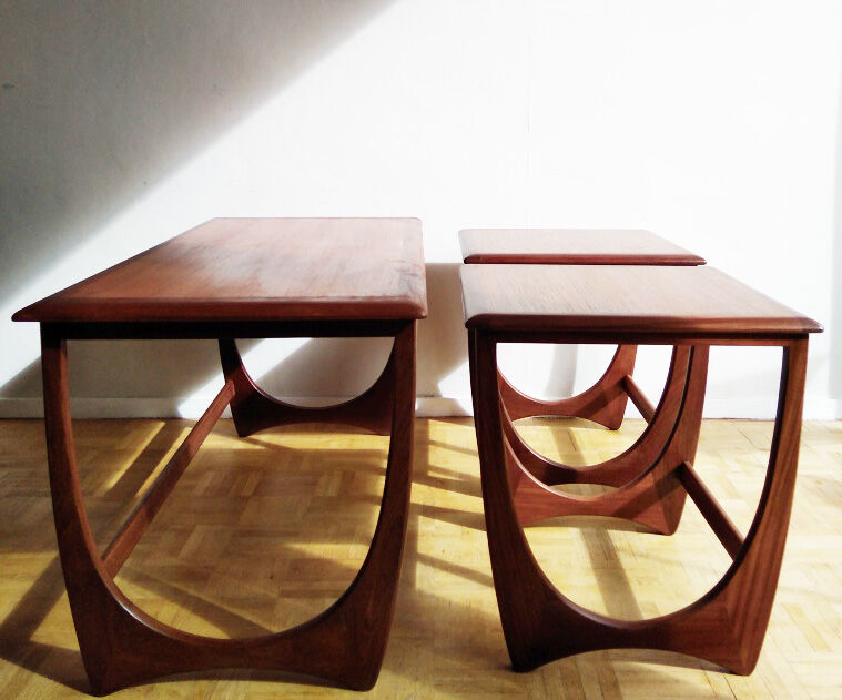 Pull-out tables in teak - G Plan - 1960s