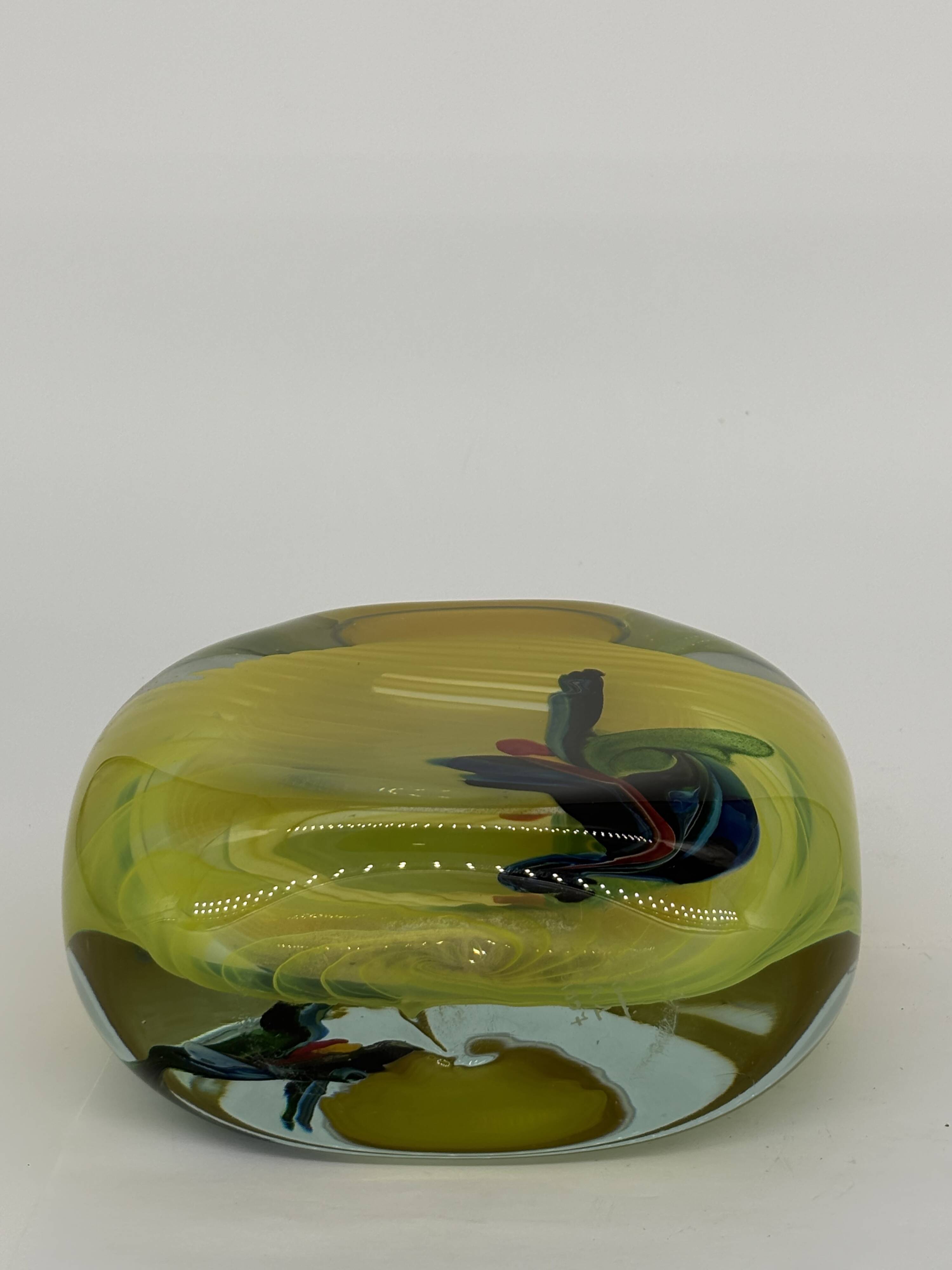 Vase Murano jaune signé Robert Pierini