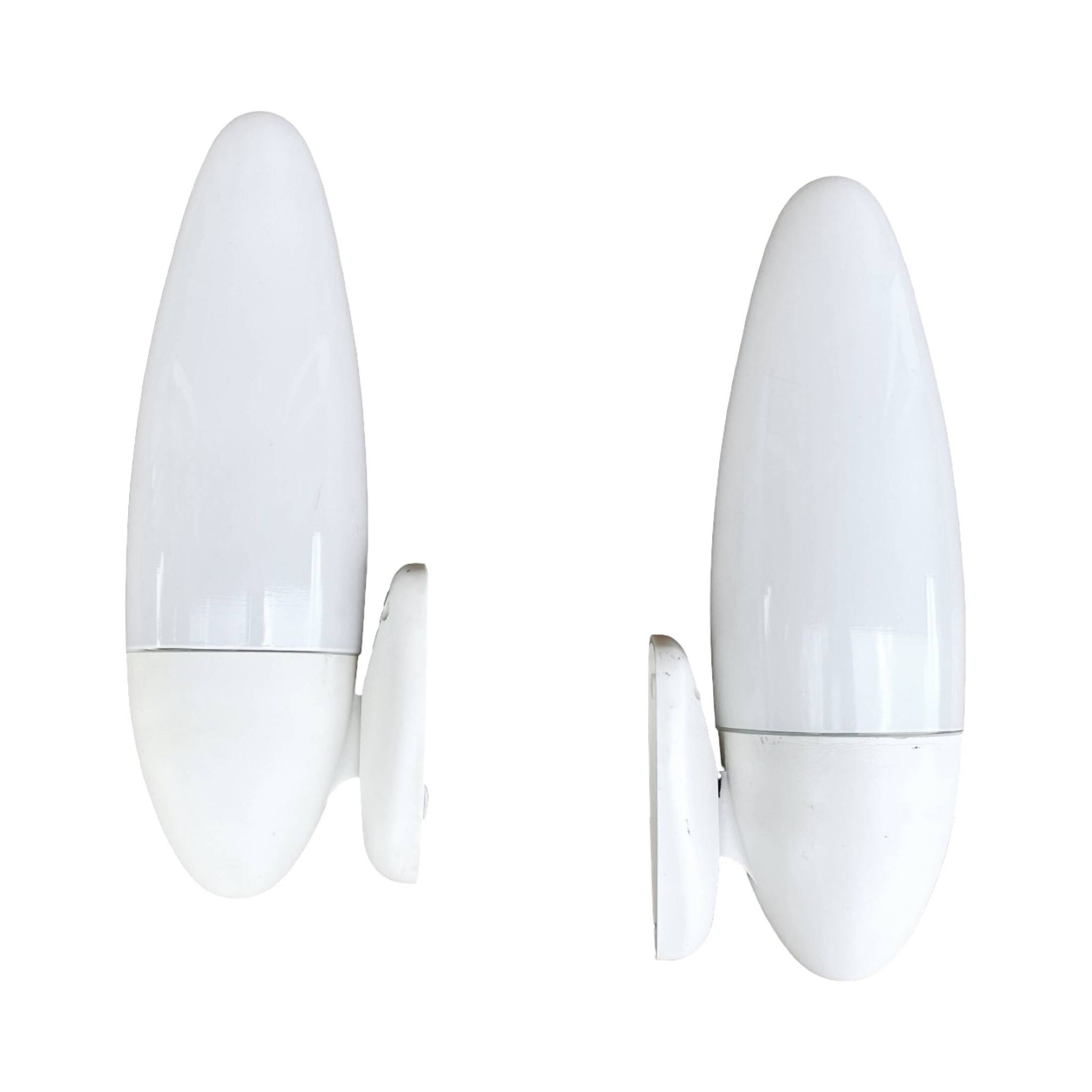 Pair of wall lamps, Elektrosvit Nové Zámky, Czechoslovakia, 1950s.