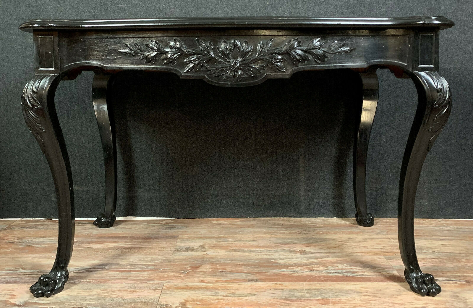 Napoleon III period games table in lacquered wood