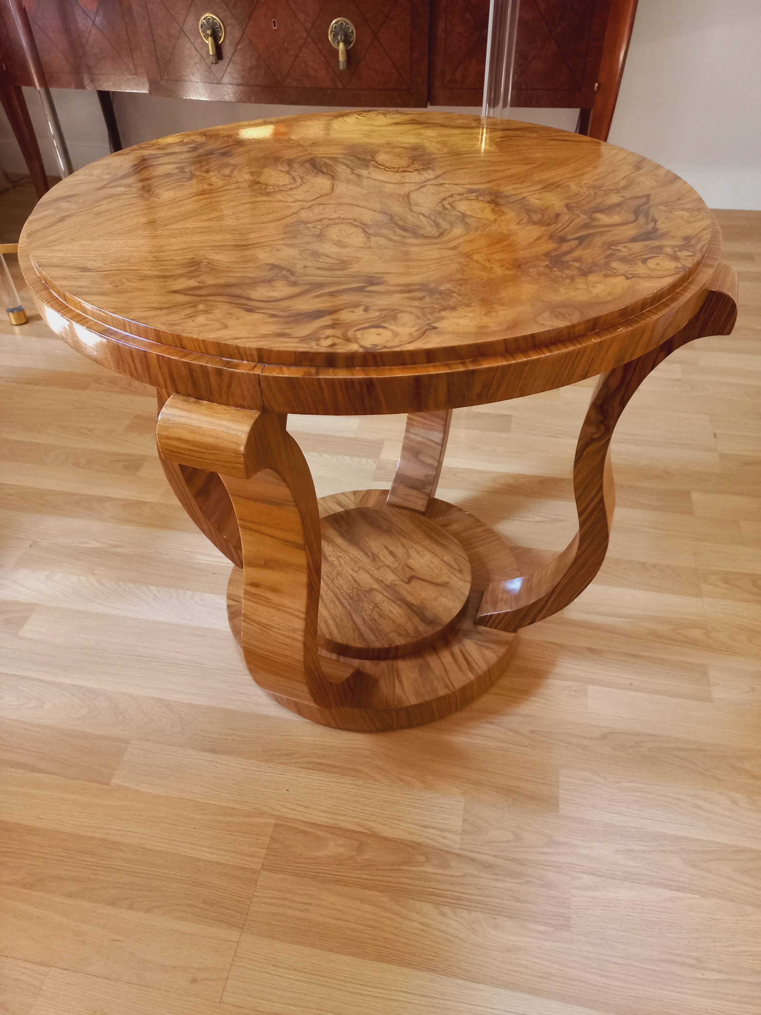 Round Art Deco pedestal table 1930