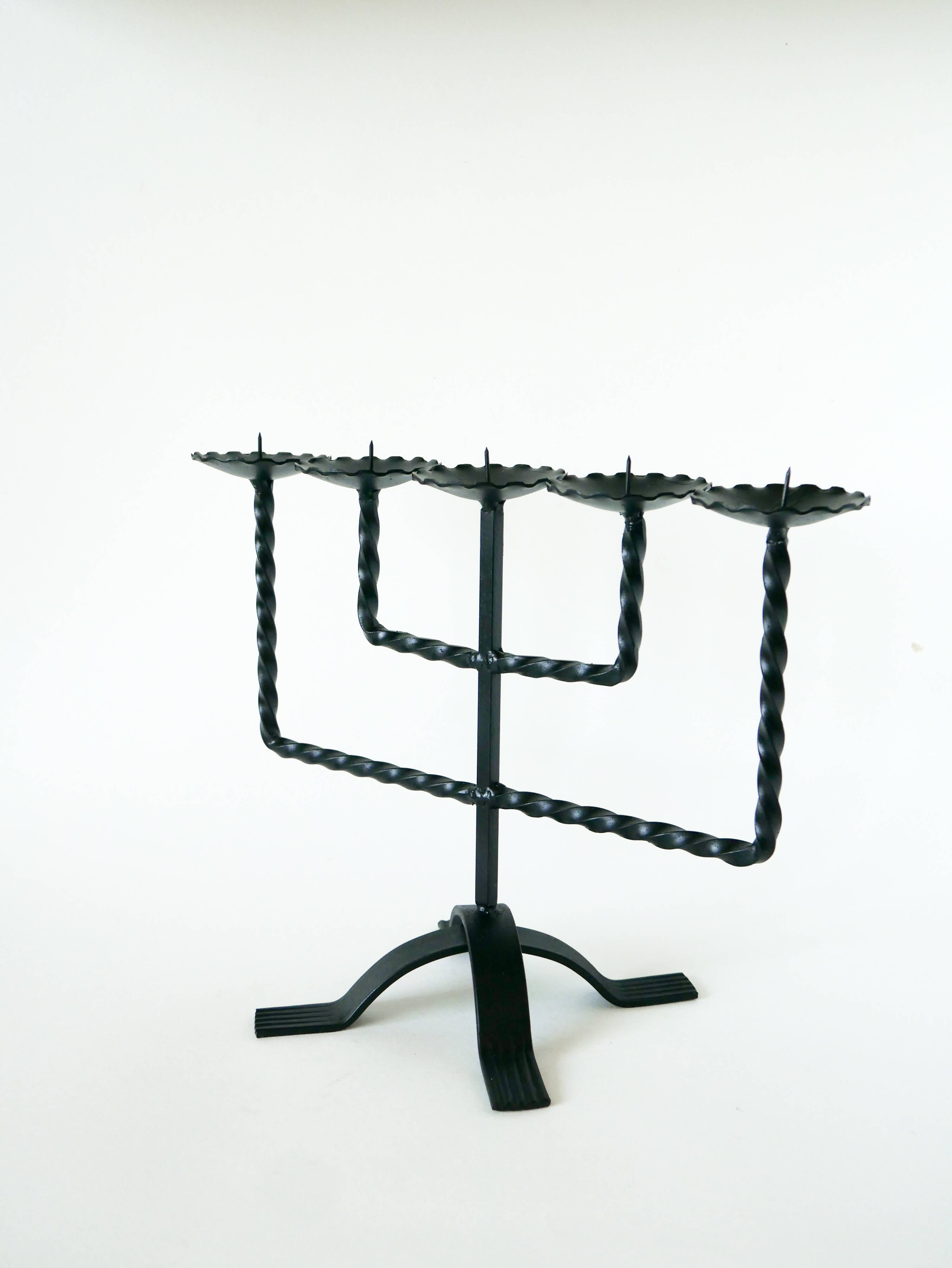 Large five-light wrought iron candle holder, Brutalist, 1970 - 27 X 36 cm