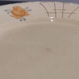 Ancien plat en faïence Terre de fer, peint à la main