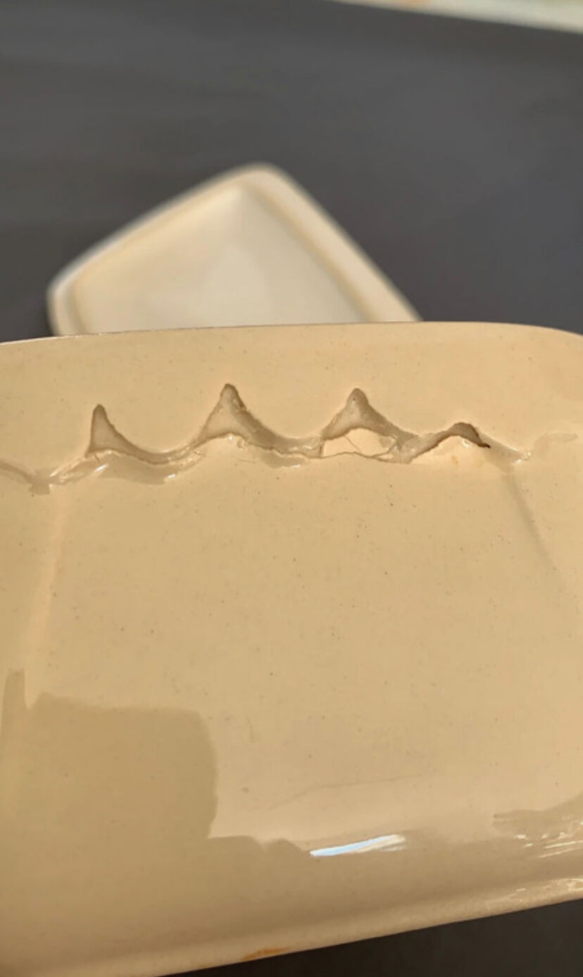 Butter dish with ceramic lid decoration flowers