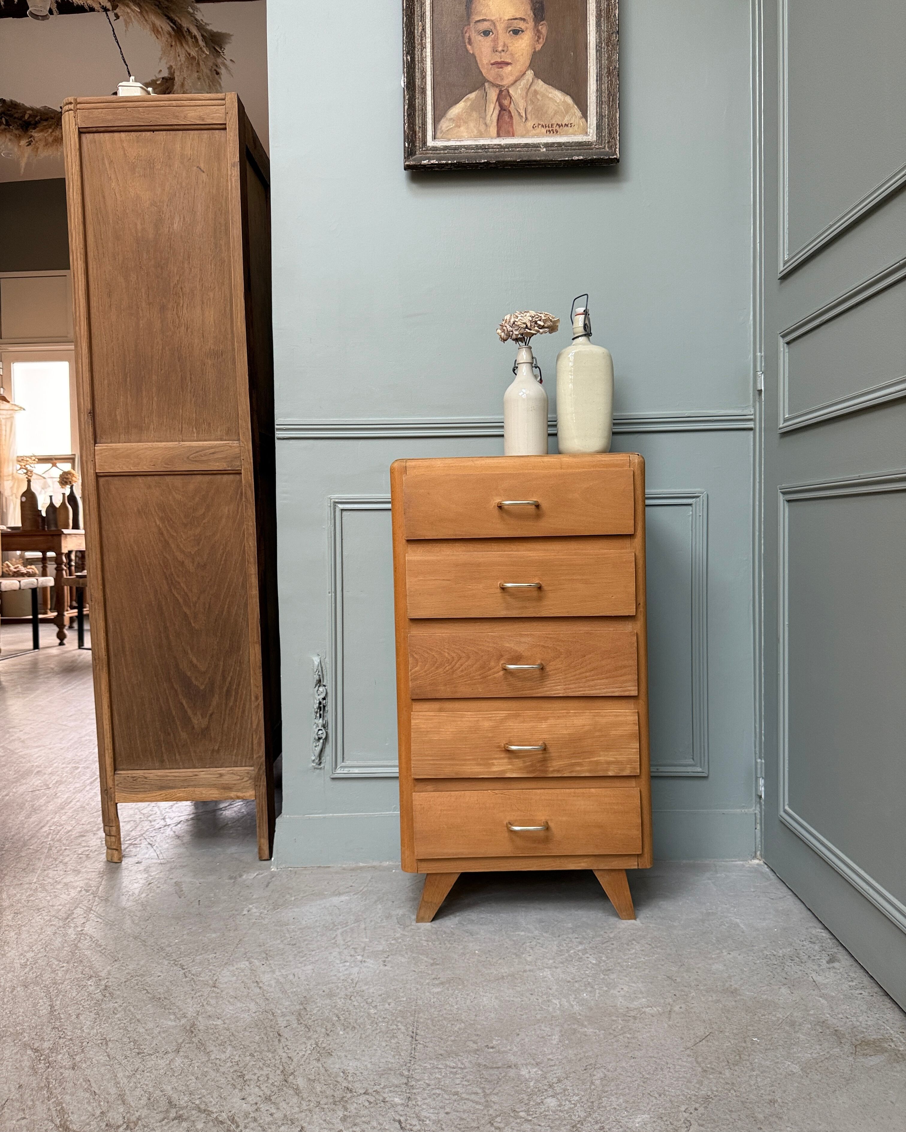 Commode vintage à 5 tiroirs (rénovée)