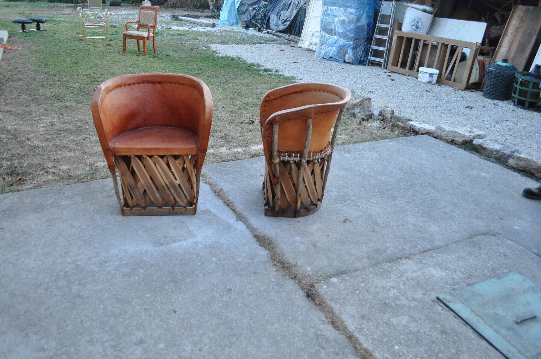Set of 2 Mexican chairs by Wim Rietveld in brown leather and wood - vintage folk art